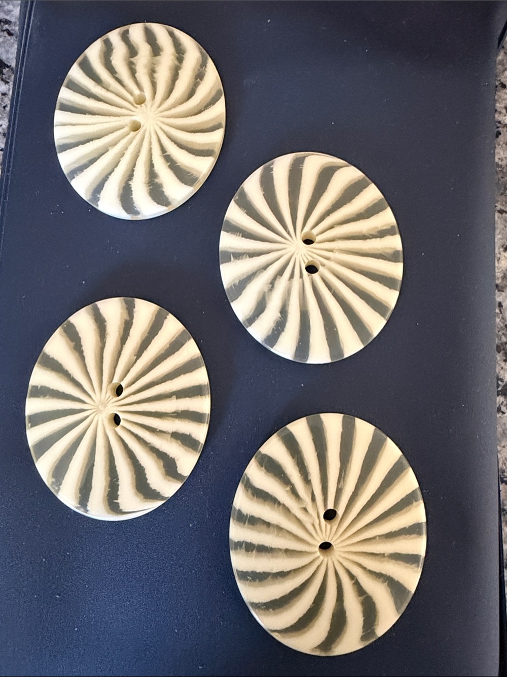 Set of 4 Swirl Pattern OVAL Large Buttons in Cream/Clear plastic EUC